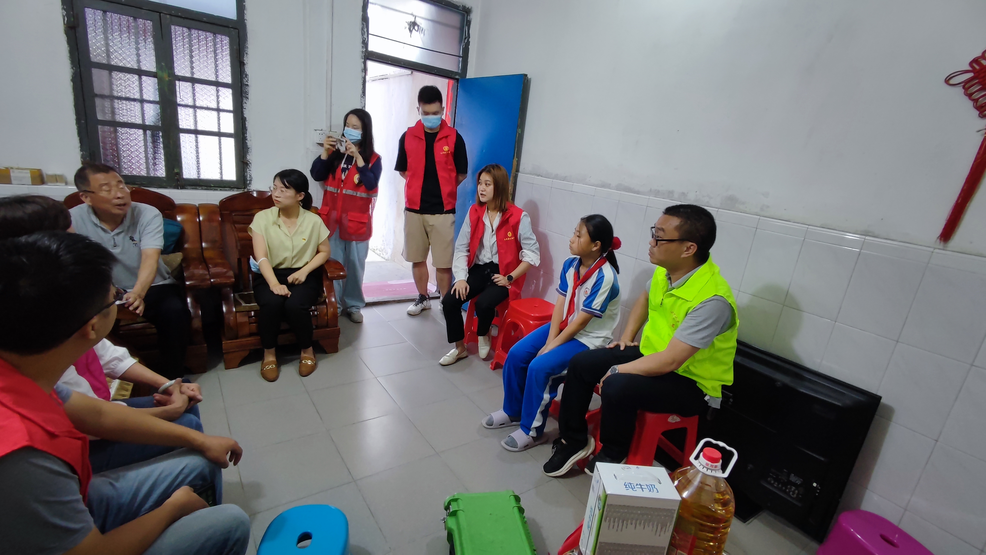 “打造共同体   构建新格局”主题党日活动2.jpg