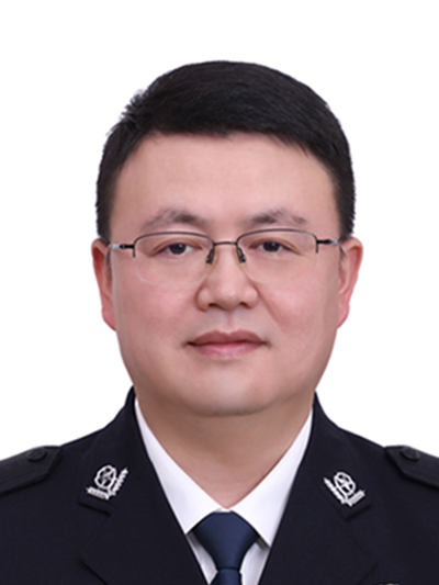 李志群.jpeg