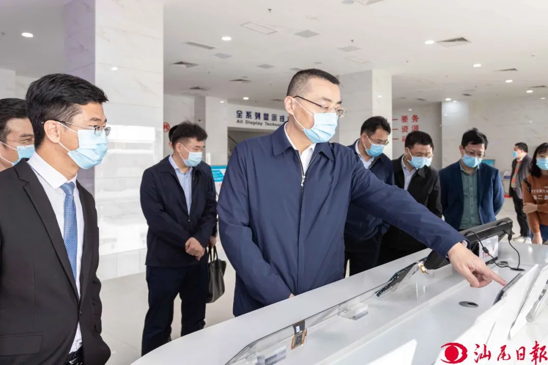 逯峰调研中央商务区和汕尾高新区红草园区时要求抢抓生产建设 高规格高质量推动发展3.jpg