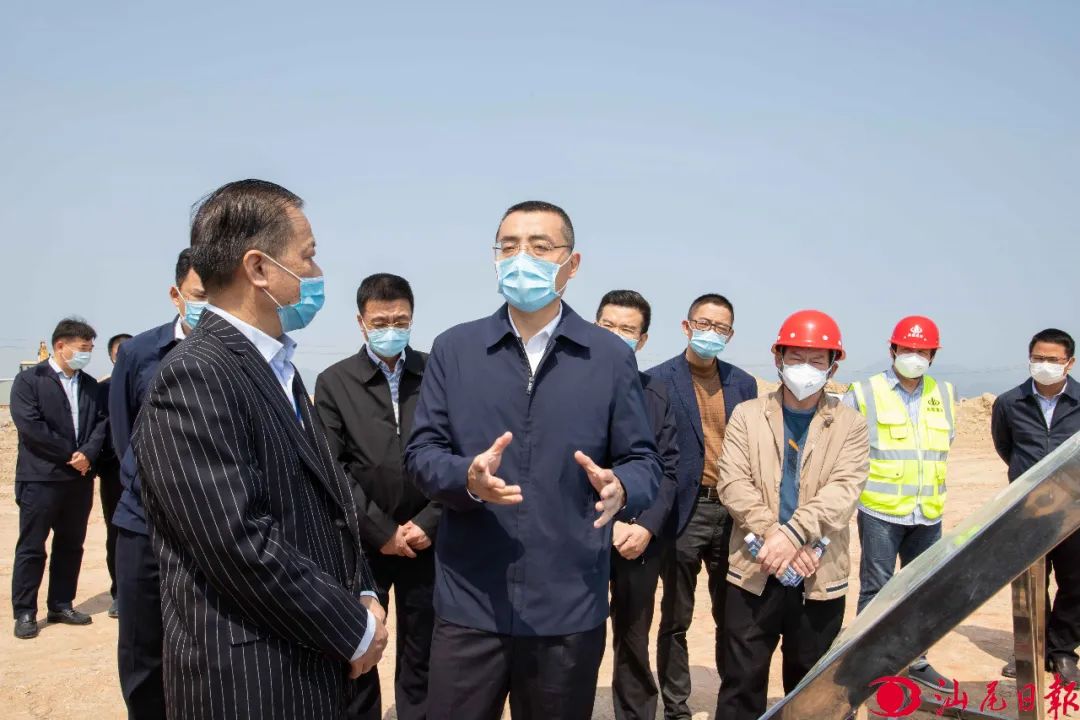 逯峰调研中央商务区和汕尾高新区红草园区时要求抢抓生产建设 高规格高质量推动发展5.jpg