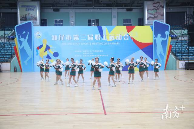    南方+ 陈保良 拍摄