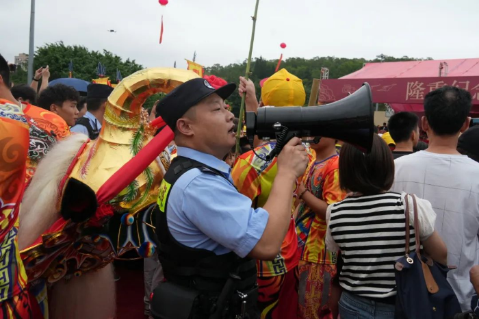 节日我在岗，汕尾公安全力护航“五一”平安