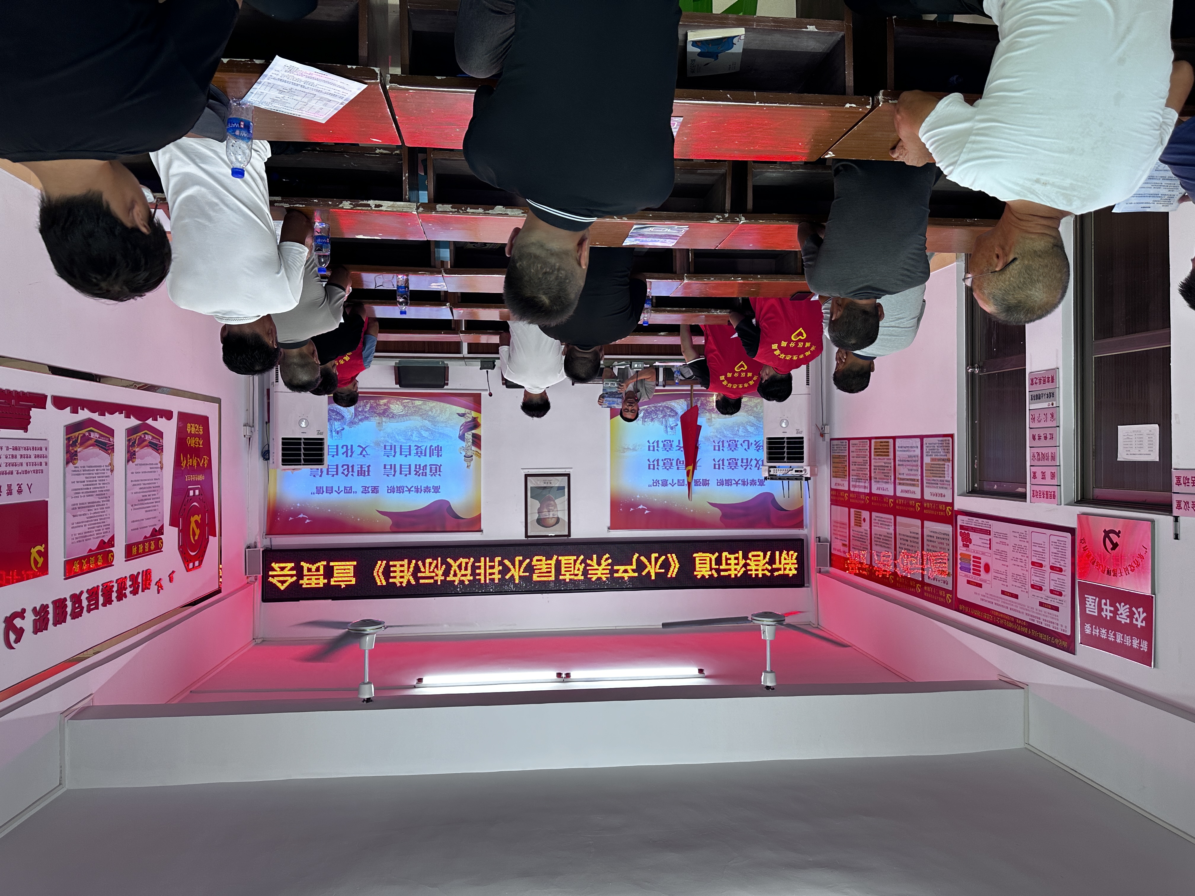 ebf0a7075dbac9bf25053f9c162f15f.jpg