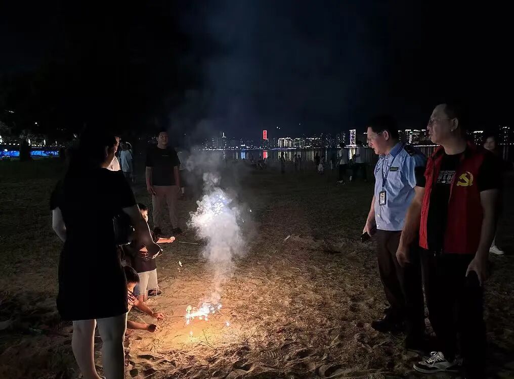 节日我在岗 守护“不打烊”｜市生态环境局：生态执法守护双节绿水青山
