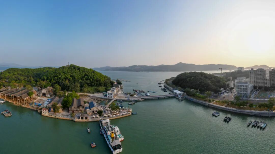 2025广东万里碧道·汕尾品清湖铁人三项赛暨欢乐跑圆满落幕