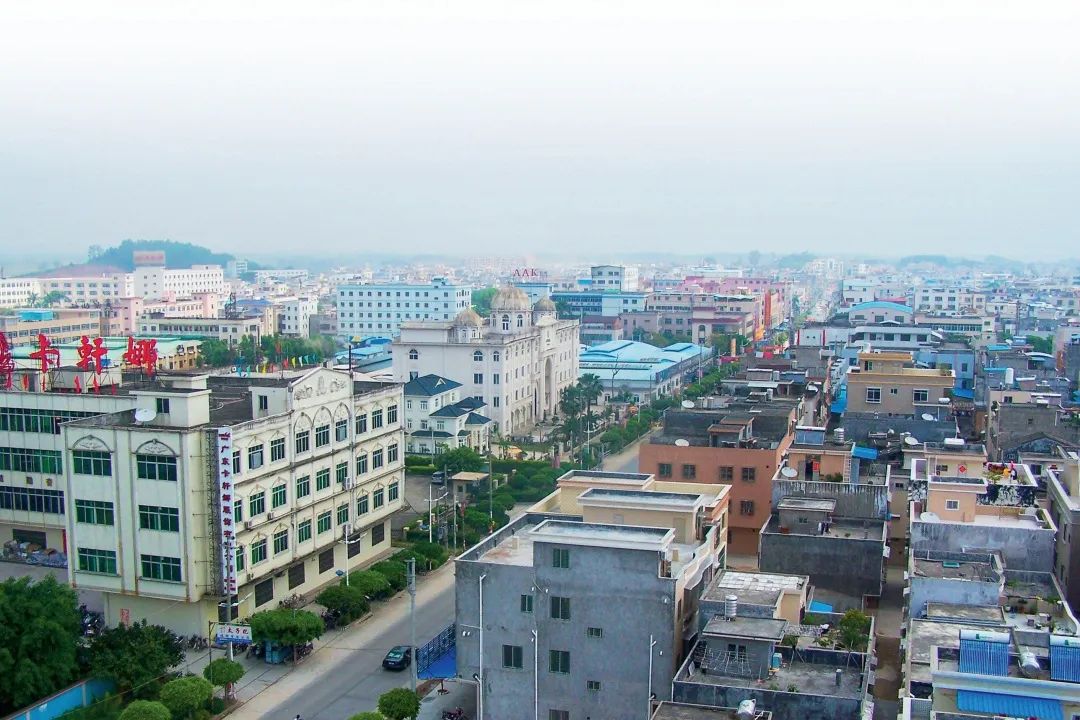 旅游玩乐 特色美食    公平镇位于汕尾市海丰县东北部,距县城15千米