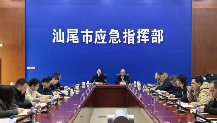 严把安全准入关 市应急管理局对烟花爆竹销售旺季安全监管工作再动员再部署