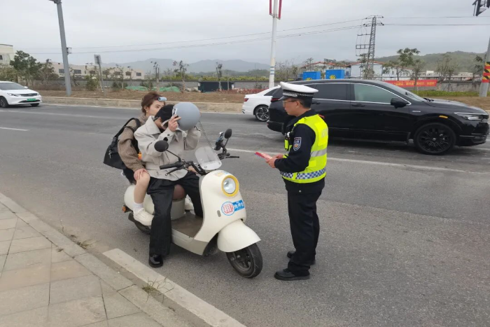 聚焦春季交通安全，汕尾公安交管部门深化“电摩”整治