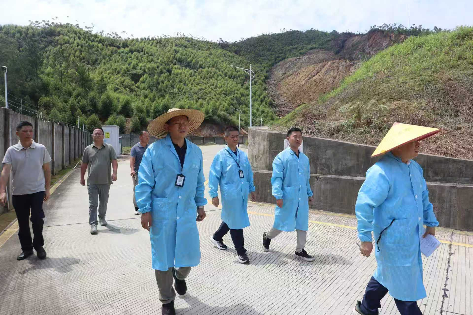 省工信厅到我市开展民爆企业安全生产检查、重大隐患排查整治和专家服务帮扶工作