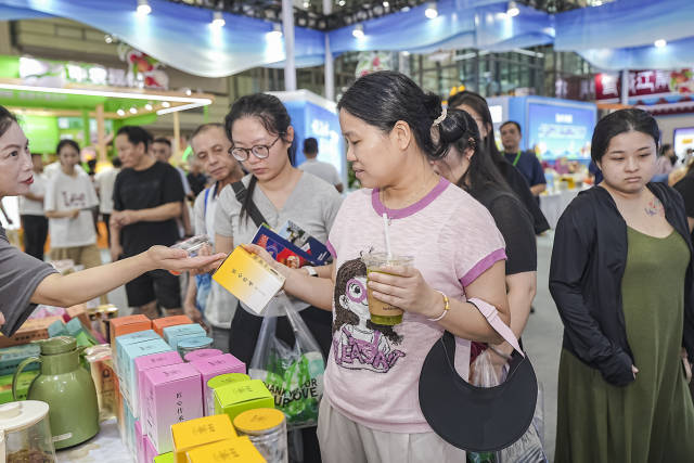 “圳品”宝楼姜姜茶受到女性消费者欢迎。