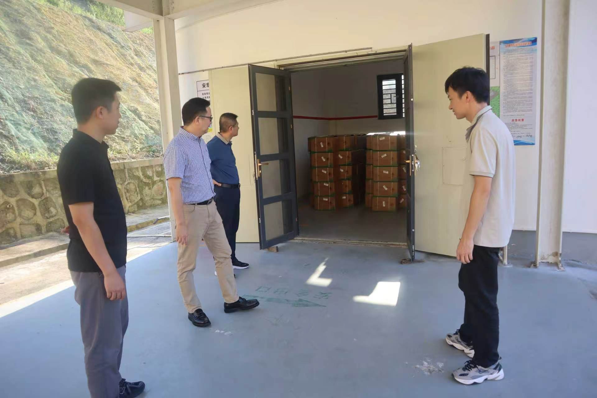 市工业和信息化局开展中秋、国庆节期间民爆行业安全生产检查工作