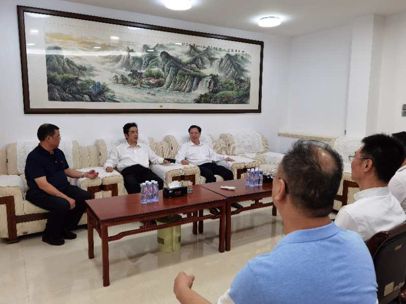 黄绍龙到汕尾调研市场监管工作2 (2).jpg