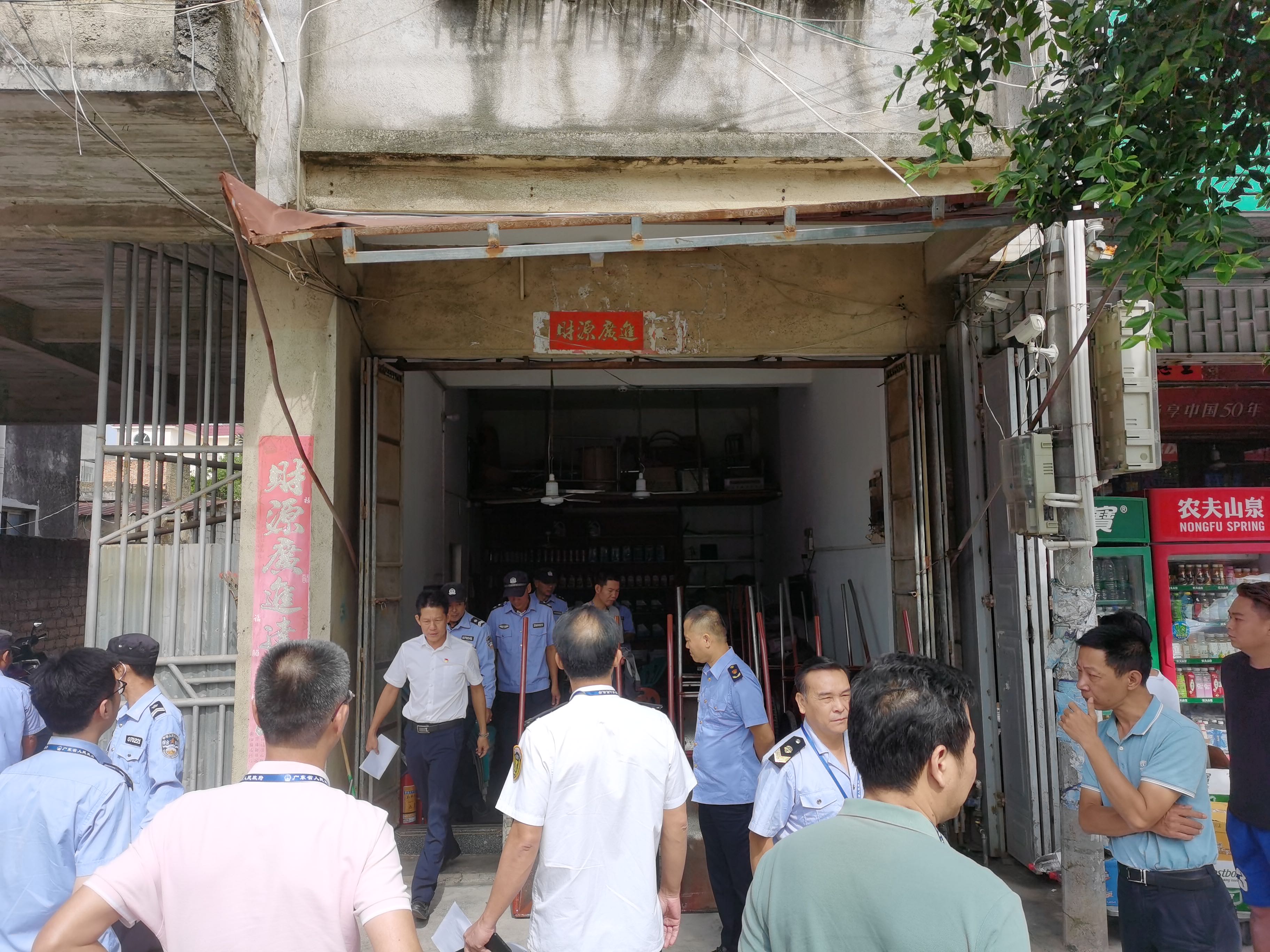 汕尾市市场监管局积极开展成品油市场整治,助力我市打赢蓝天保卫战1.jpg