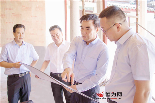 石奇珠调研海丰县丘东平故居和羊蹄岭古驿道时