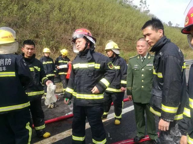 海丰消防快速出动成功处置一起油罐车泄漏事故