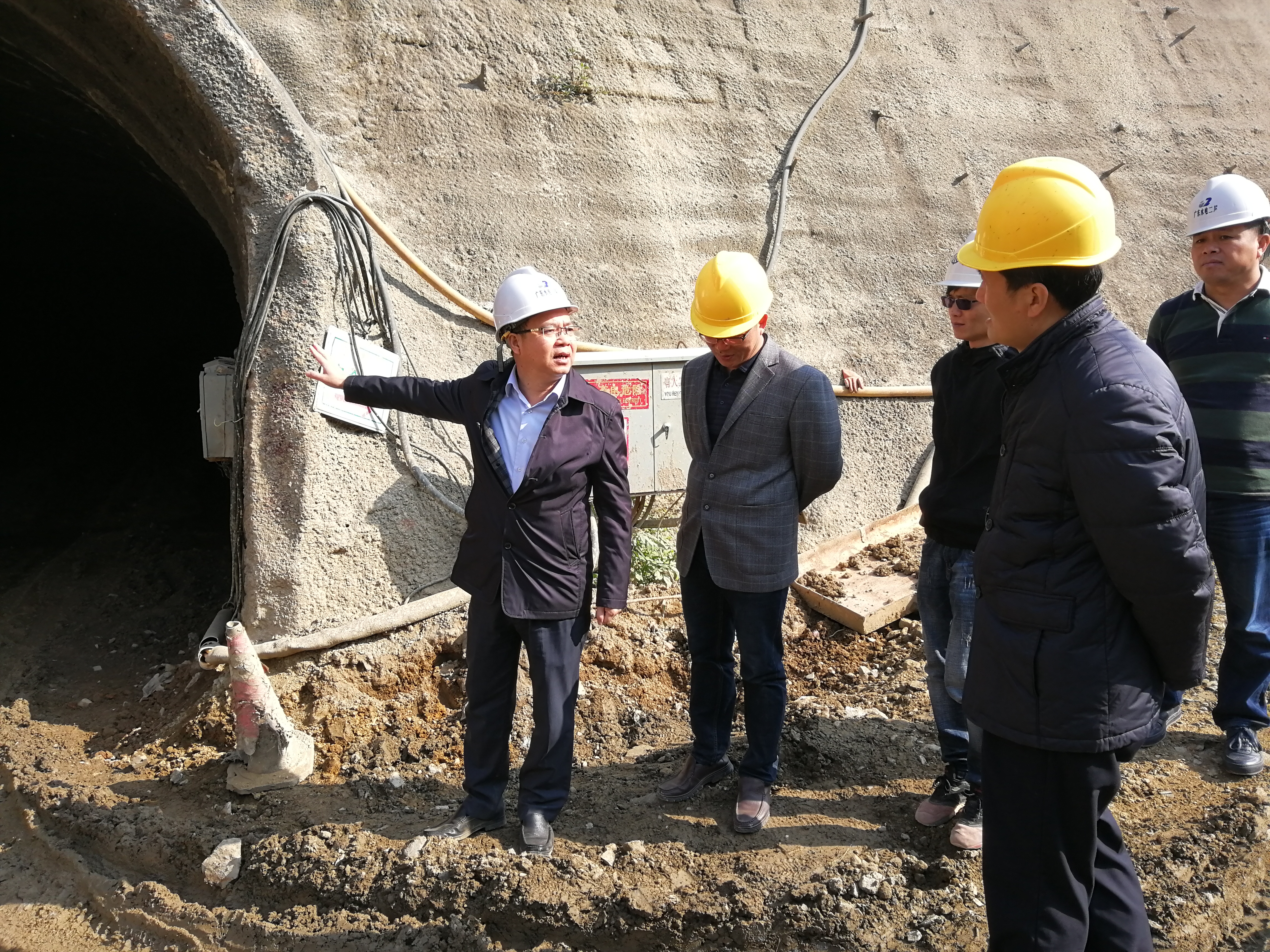 市水务局主要领导检查在建工地 强调做好安全