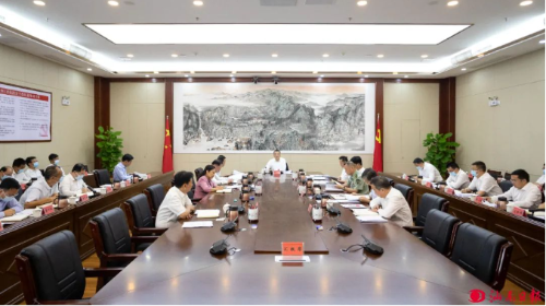 市委常委会召开会议 认真学习贯彻习近平总书记重要讲话重要指示精神 研究深入推进“百千万工程” 逯峰主持会议