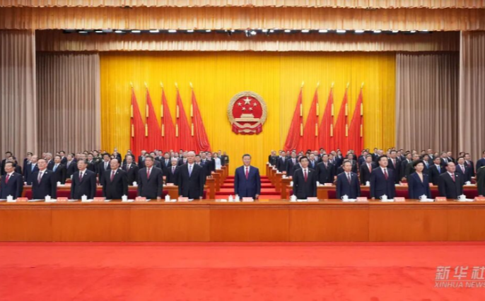 新疆维吾尔自治区成立70周年庆祝大会隆重举行 习近平出席大会