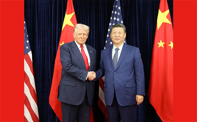 习近平同美国总统特朗普在釜山举行会晤