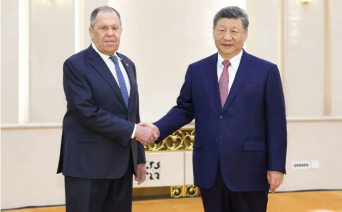 习近平会见俄罗斯外长拉夫罗夫