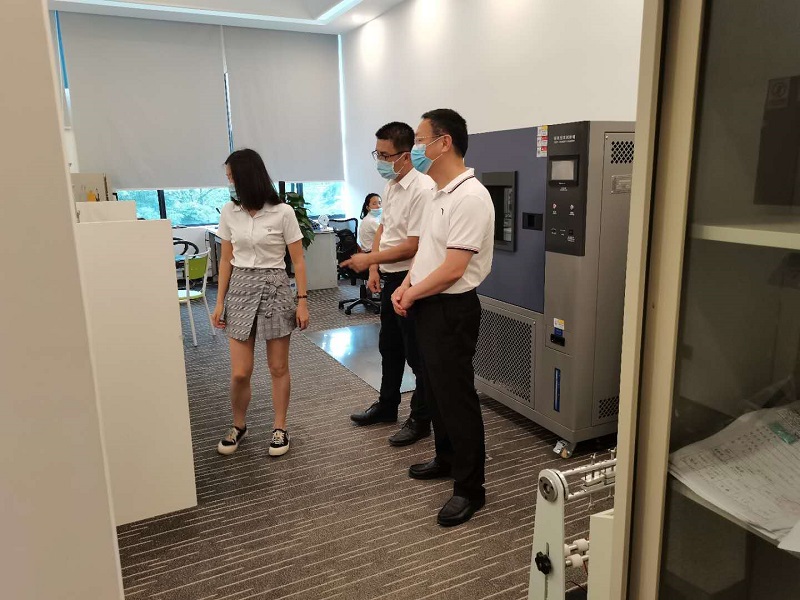 汕尾市深圳招商中心主任陈本才拜访源德盛塑胶电子深圳有限公司